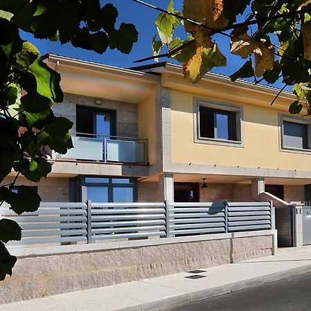 Chalet Vacacional Salnes Sur Con Piscina Cambados Buitenkant foto